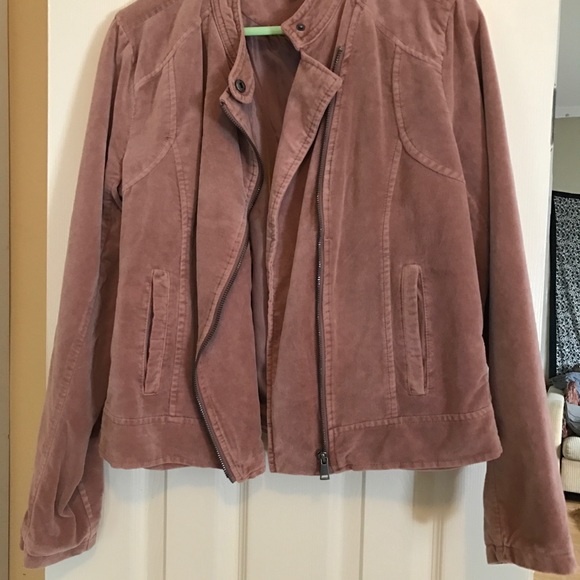 Maurice's velvet jacket - Picture 1 of 4